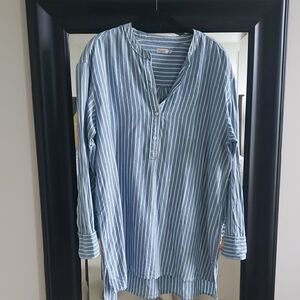 Faherty Blue Casual Button Down Shirt with Stripes